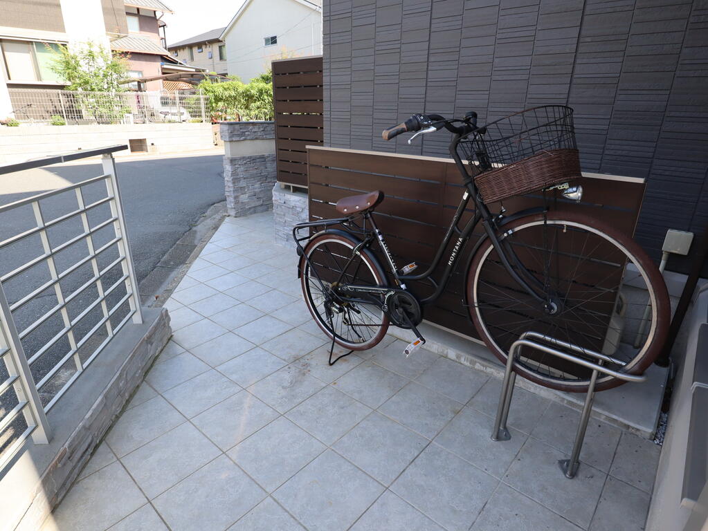 駐車場　駐輪場