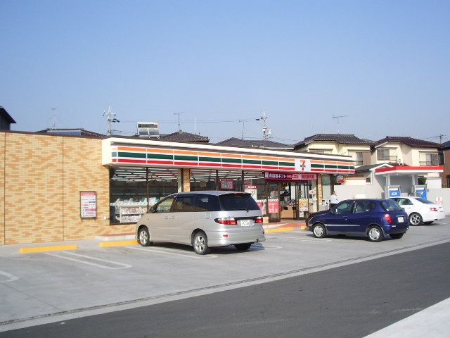 コンビニ　セブンイレブン（コンビニ）まで250m