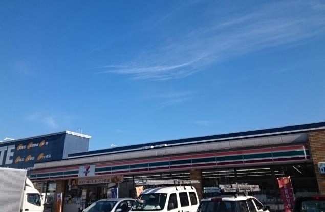 コンビニ　セブンイレブン川崎下麻生店（コンビニ）まで180m