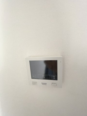 セキュリティ　モニター付きインターホンがあります