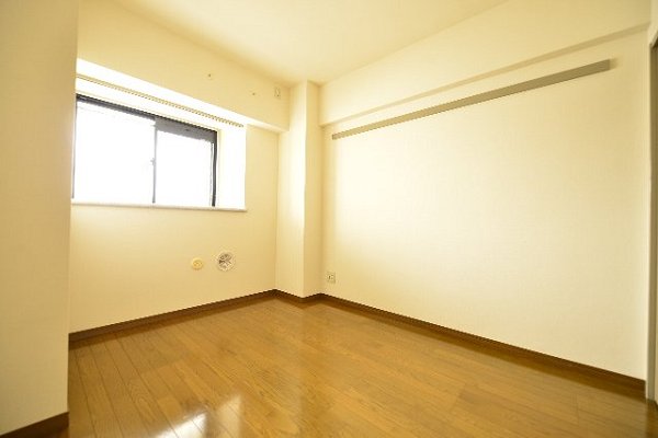その他部屋・スペース　５．５帖の洋室です。