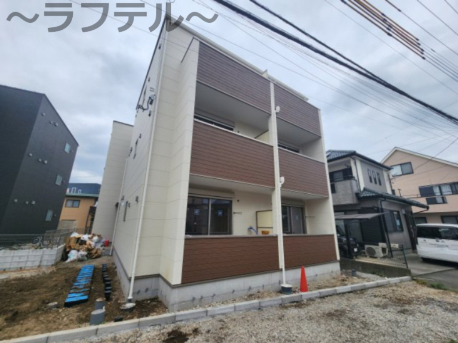 ジーメゾン狭山入間川レストの外観写真