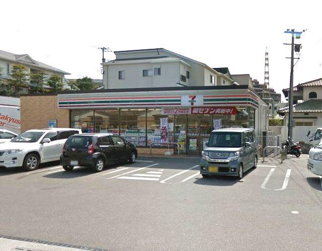 コンビニ　セブンイレブン 福岡若宮4丁目店（コンビニ）まで838m