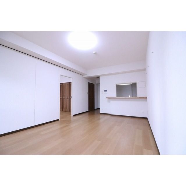 居室・リビング　写真は同タイプ住居です。