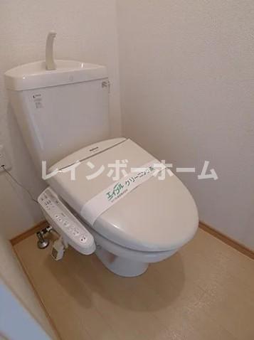 トイレ　落ち着いたトイレです