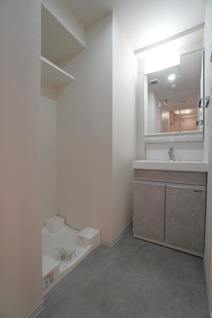 洗面設備　※写真は同タイプ住戸です。