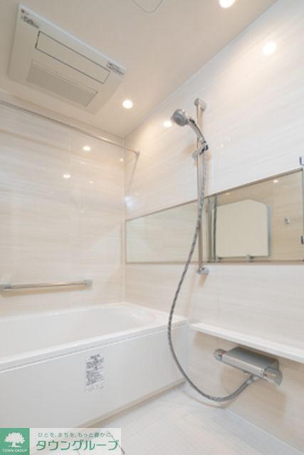 バス・シャワールーム　※写真は同タイプ住戸です。
