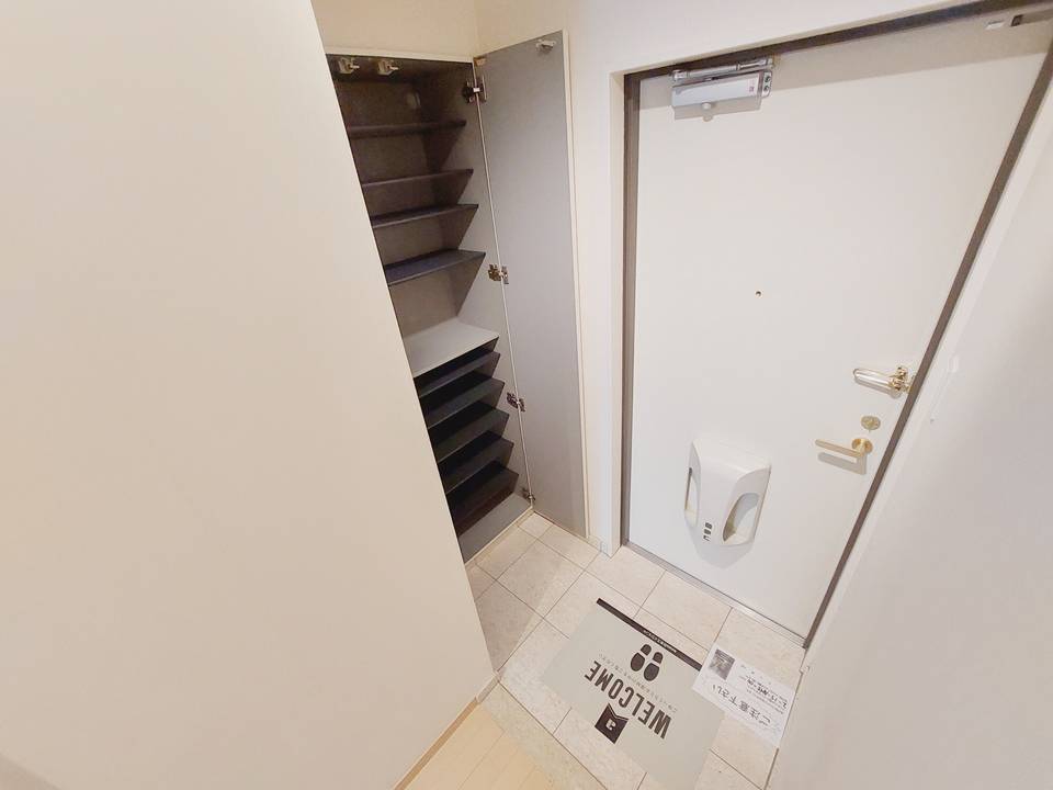 玄関　玄関