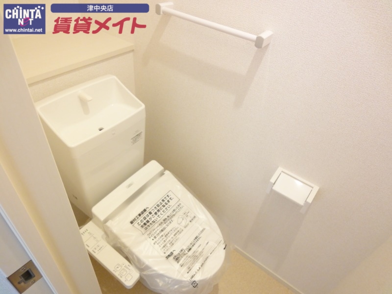 トイレ　同タイプ写真