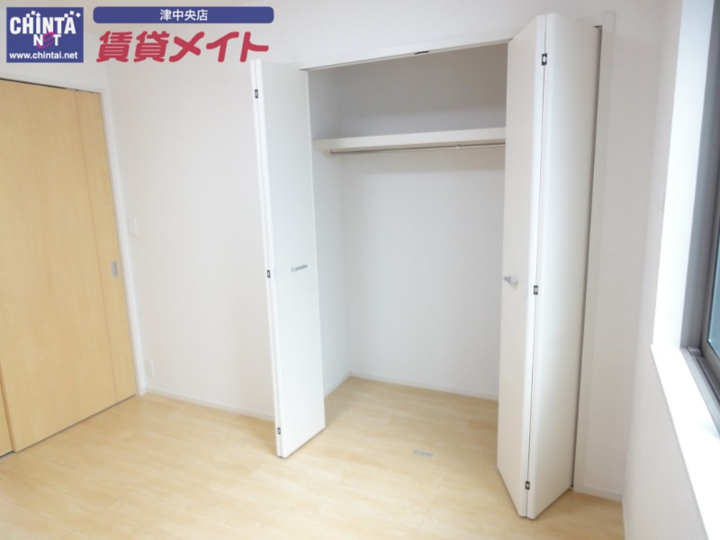 収納　同タイプ写真