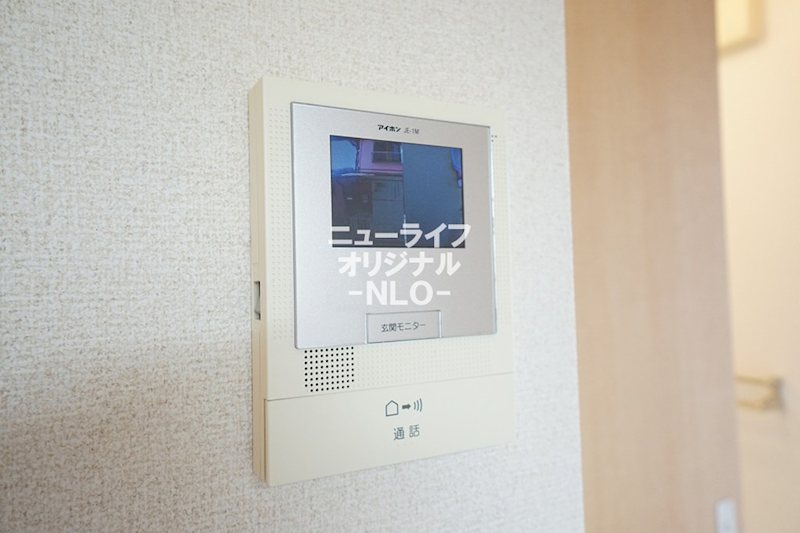 セキュリティ　事前に訪問者を目視してから対応できるTVモニターホン付☆