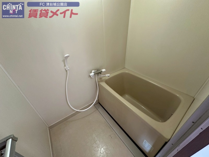バス・シャワールーム　同型参考写真