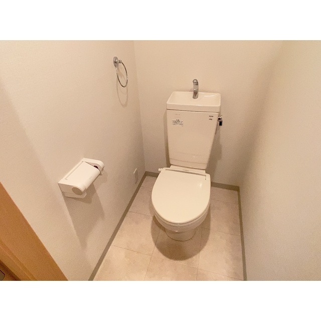 グローバル県庁前のトイレ写真