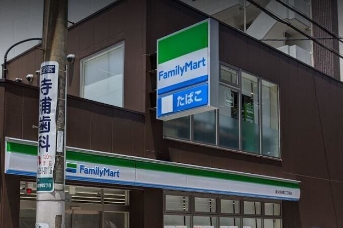 コンビニ　ファミリーマート南久宝寺町二丁目店（コンビニ）まで155m