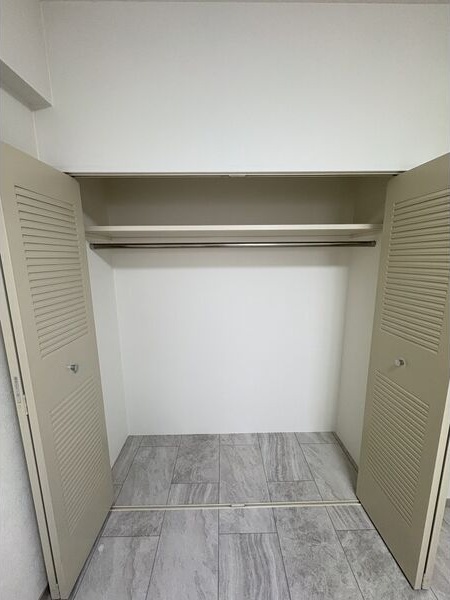 地下鉄名城線 名古屋城駅 徒歩14分 8階建 築28年の内装写真
