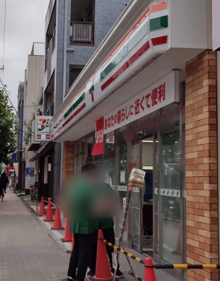 コンビニ　セブンイレブン 墨田業平3丁目店（コンビニ）まで420m