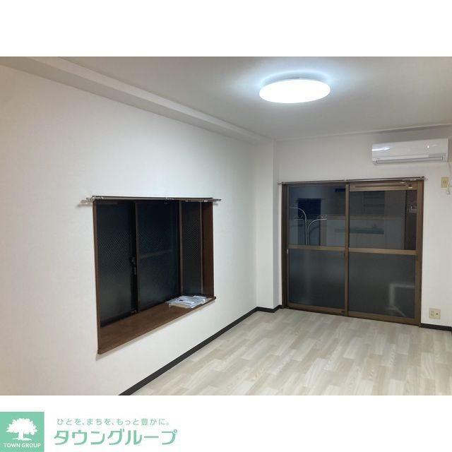 グランモア三光町の居間写真