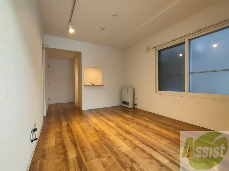 居室・リビング　広くてキレイなお部屋が広がっていて、充実した生活が送れそう。