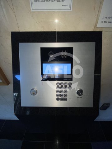 セキュリティ　ファミールKOUZTOWER　オートロック完備