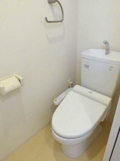 SHOWN HATSUDAIのトイレ写真