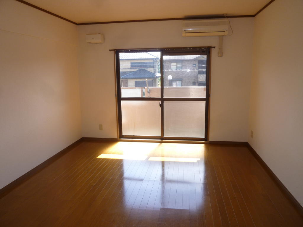 その他設備　エアコン１台つき