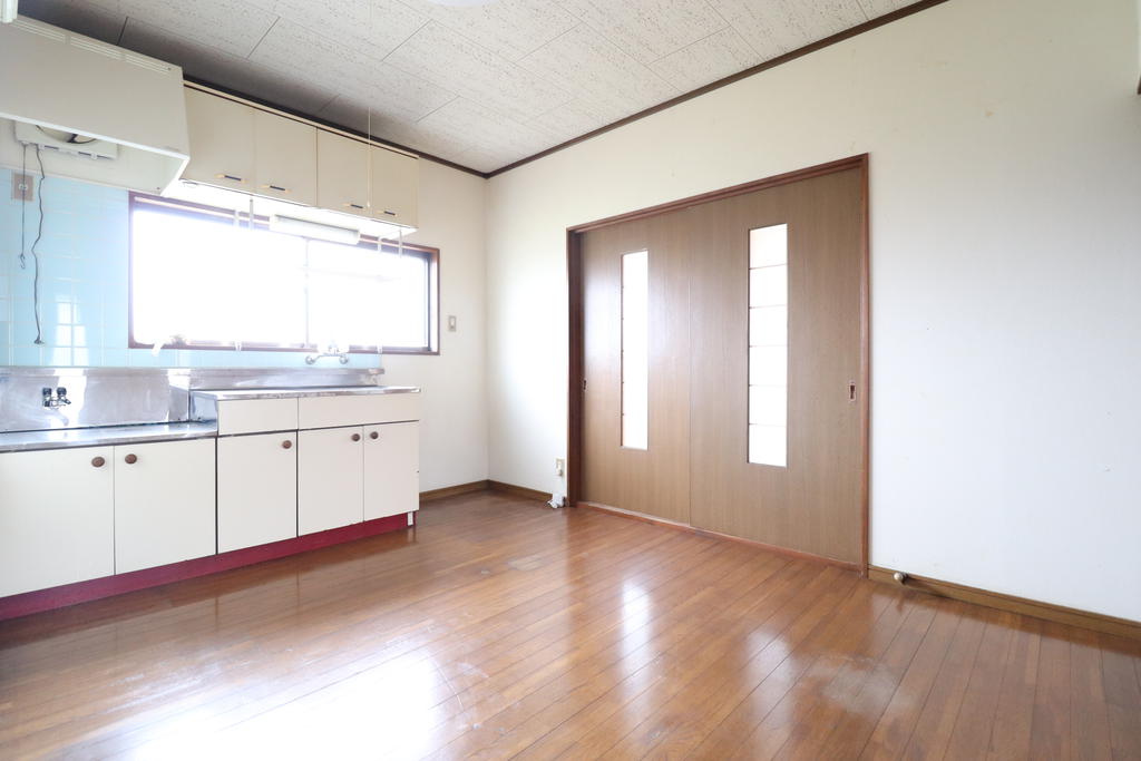 居室・リビング　明るいダイニングです！