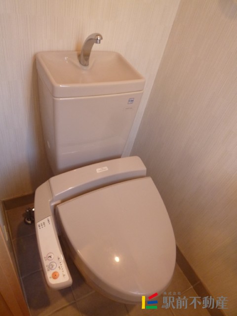 トイレ　写真は別部屋