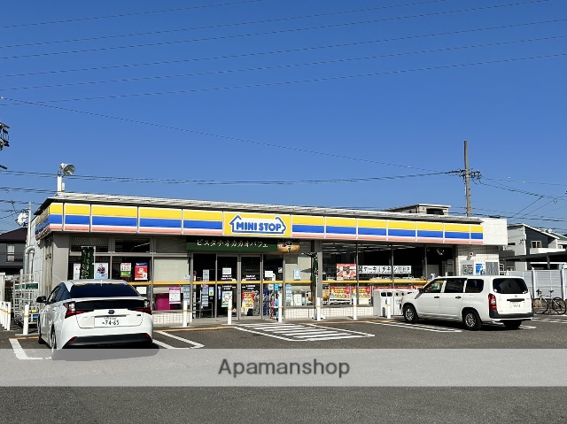 コンビニ　ミニストップ春日井大手店（コンビニ）まで600m