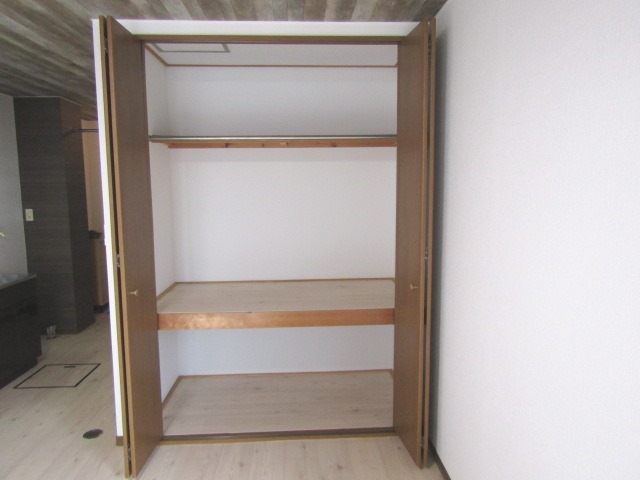 収納　クローゼット