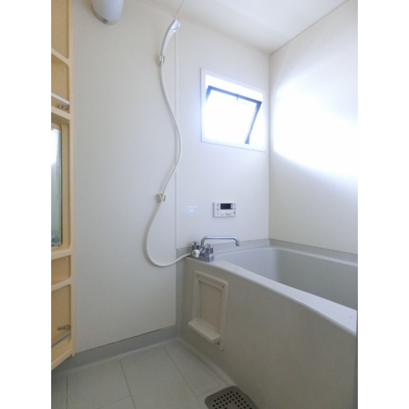 バス・シャワールーム　図面と現状に相違がある場合には現状を優先