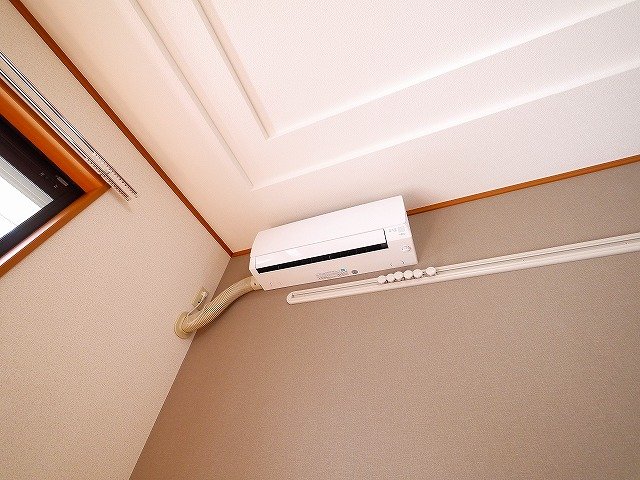 その他設備　エアコン一台付きです