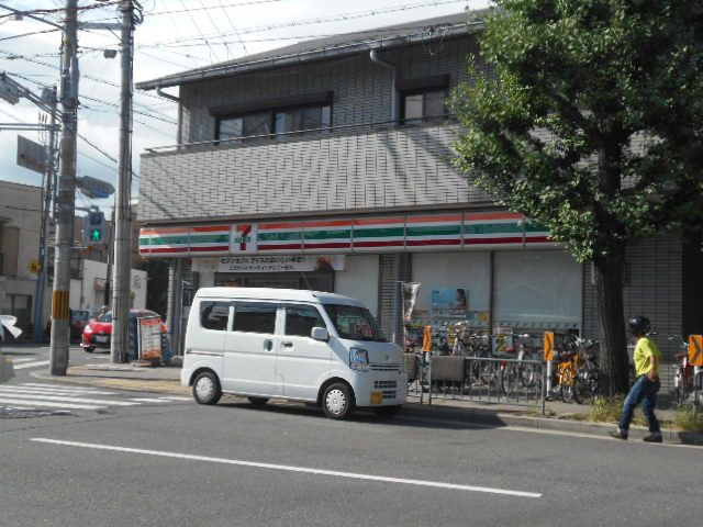 【京都市上京区溝前町のマンションのコンビニ】