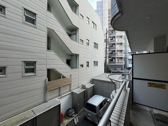 【広島市中区南竹屋町のマンションの眺望】