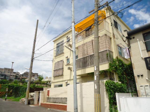 神戸市長田区六番町のマンションの建物外観