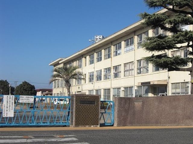 【倉敷市水江のアパートの小学校】