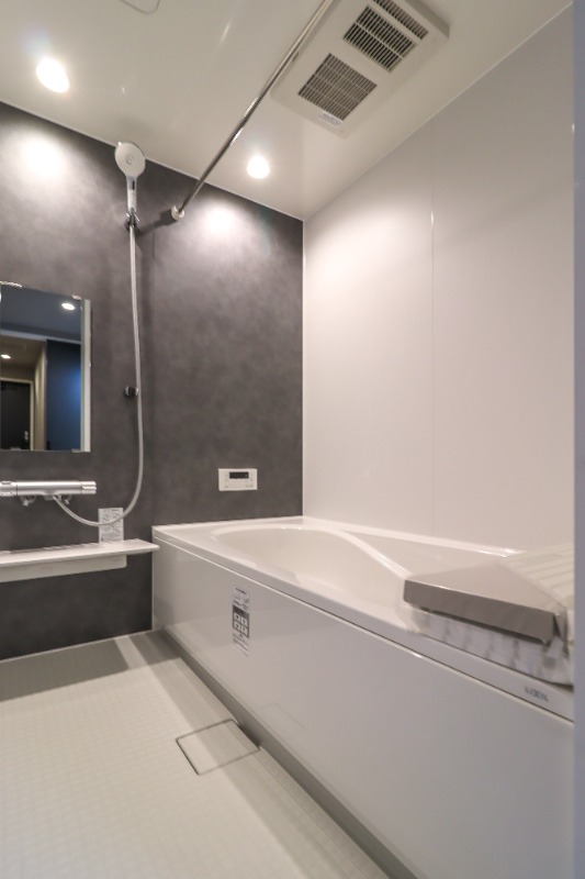 バス・シャワールーム　図面と現状に相違がある場合には現状を優先