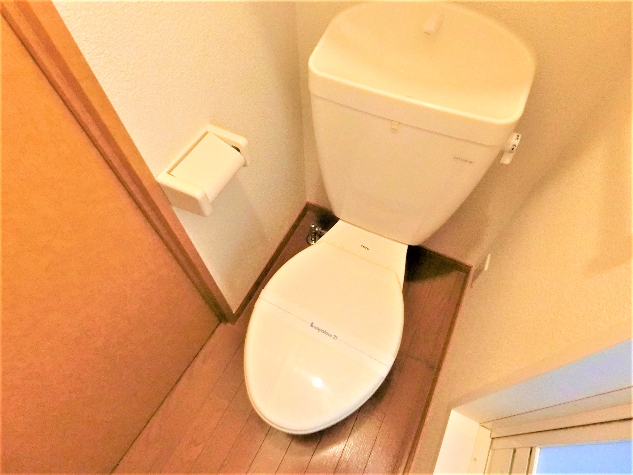 トイレ　バストイレ別で清潔感のあるトイレです☆