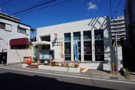 郵便局　新町郵便局（郵便局）まで200m