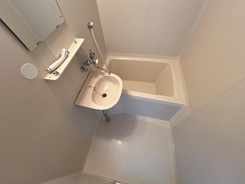バス・シャワールーム　浴室