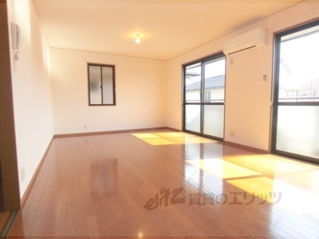 居室・リビング　リビング