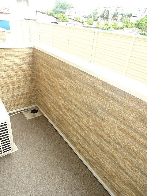 バルコニー　南向きで日当たり良好です。
