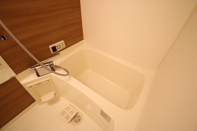 バス・シャワールーム　※別室の参考写真の為、現況優先です。