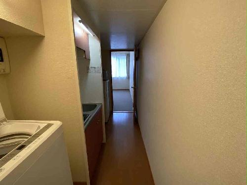 玄関　設備・仕様は号室により異なる為、現況を優先致します。