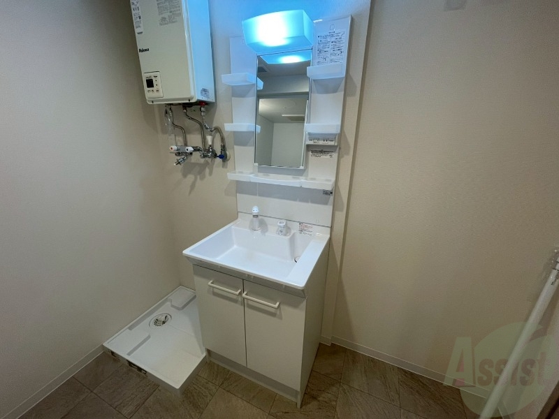 洗面設備　シャンプードレッサーで身支度もラクラクです！