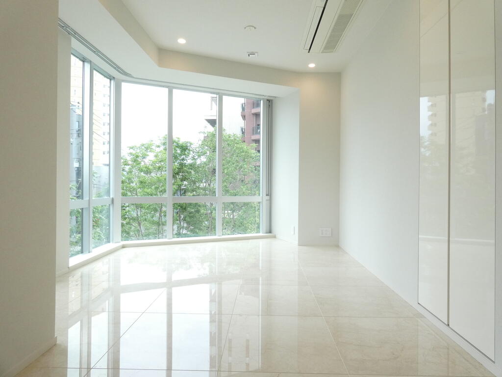 居室・リビング　内観