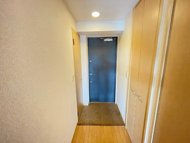 玄関　広々玄関