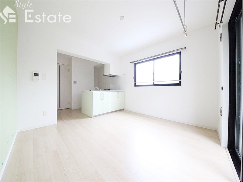 居室・リビング　内装