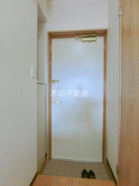 玄関　※写真は別のお部屋のイメージです。現状優先。