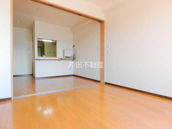 居室・リビング　写真は別のお部屋のイメージです