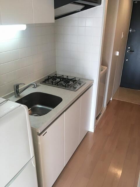 キッチン　※類似物件反転